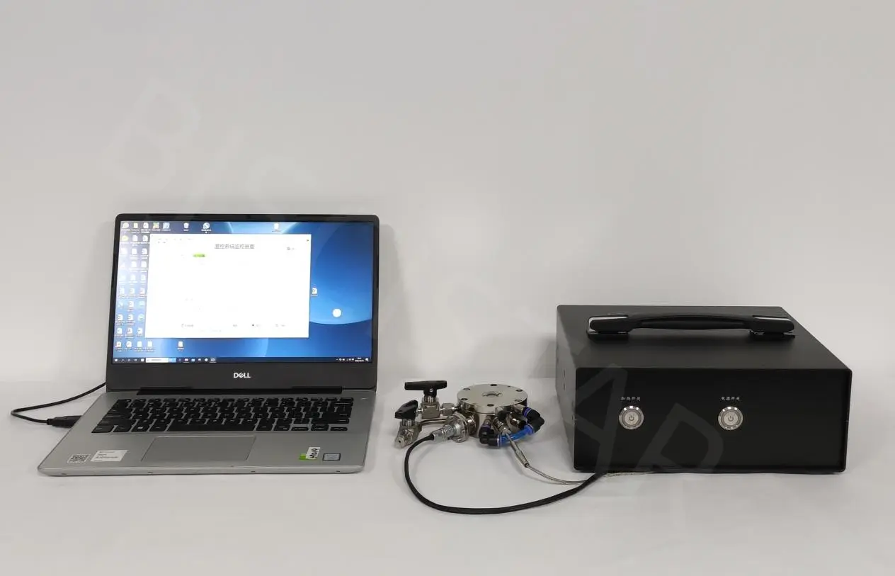 HT-Raman-1000 原位高温拉曼反应装置实物图 HT-Raman-1000 原位高温拉曼反应装置实物图