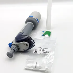 704784 普兰德BRAND 1000-10000µl单道移液器